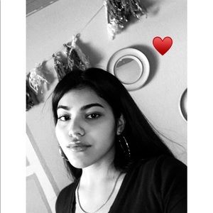 Meet your Posher, Jazmin